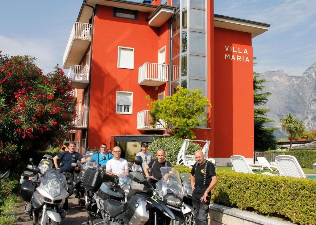 Bike & Wind Hotel Villa Maria Torbole Sul Garda Exterior photo